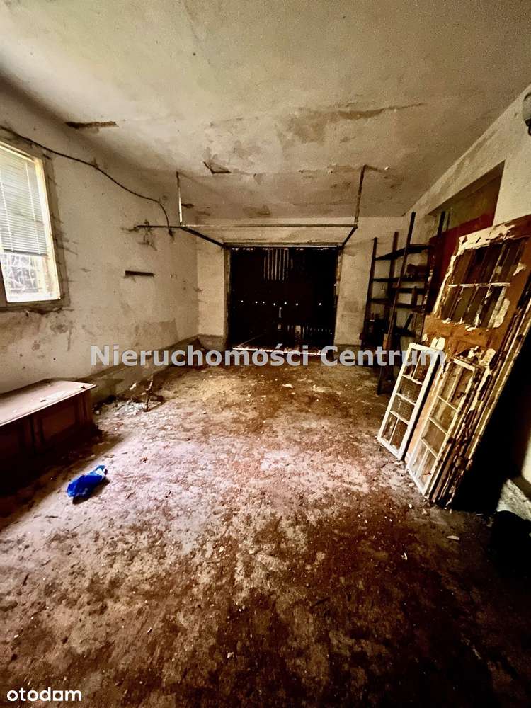 Parter w domu dwurodzinnym z 1870 r. w stylu dworku.-18