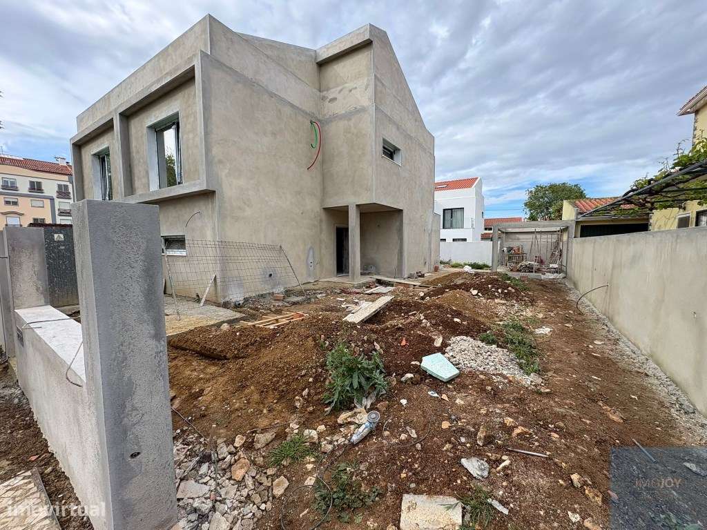 Moradia T3+1 na Abóboda-28