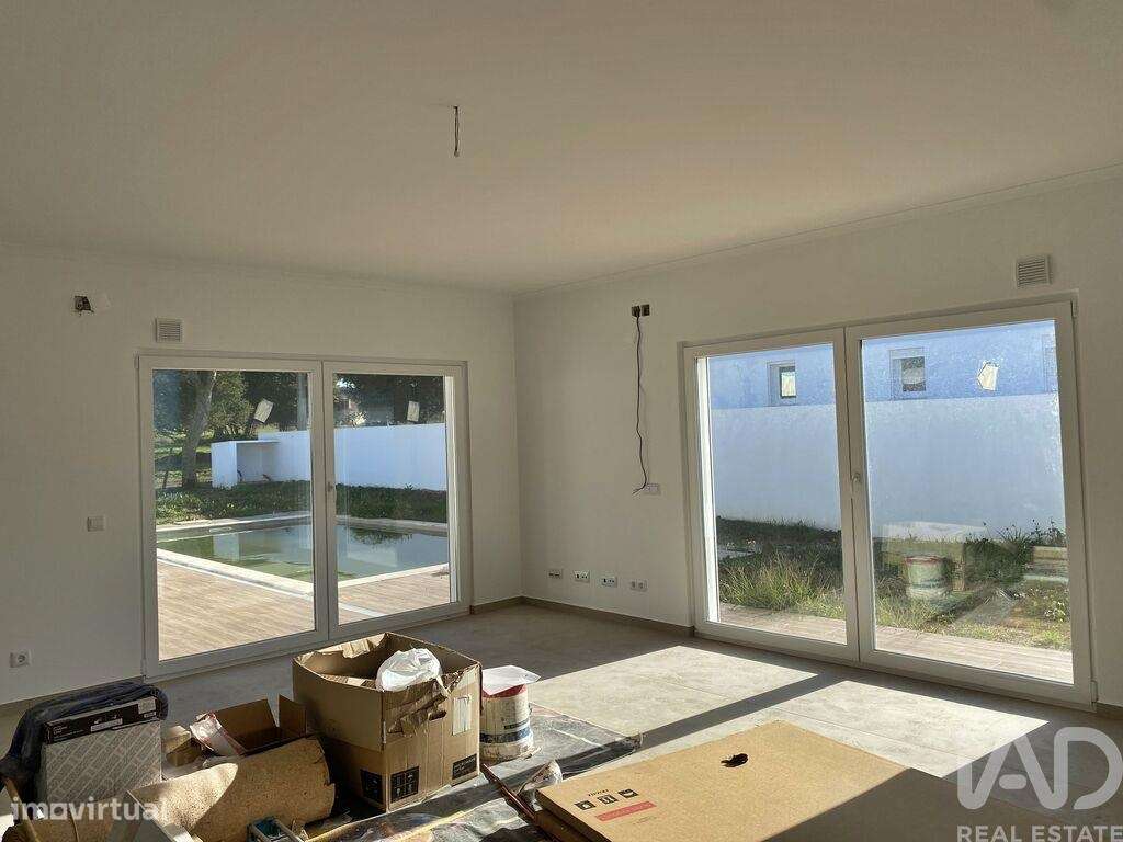 Casa / Villa T3 em Caldas da Rainha - Nossa Senhora do Pópulo, Coto e - Grande imagem: 4/30