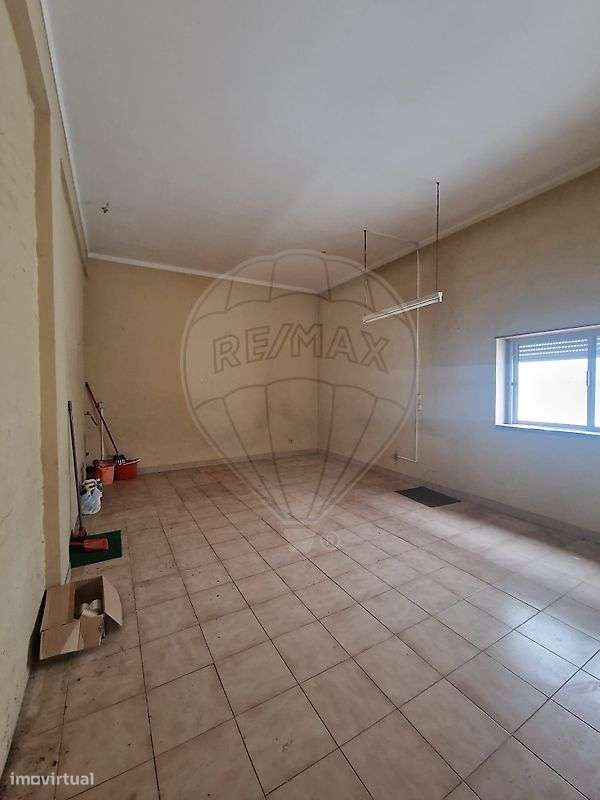 Loja  para arrendamento - Grande imagem: 5/7