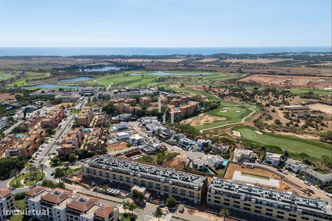 Moradia isolada T4+1 para venda em Vilamoura-22