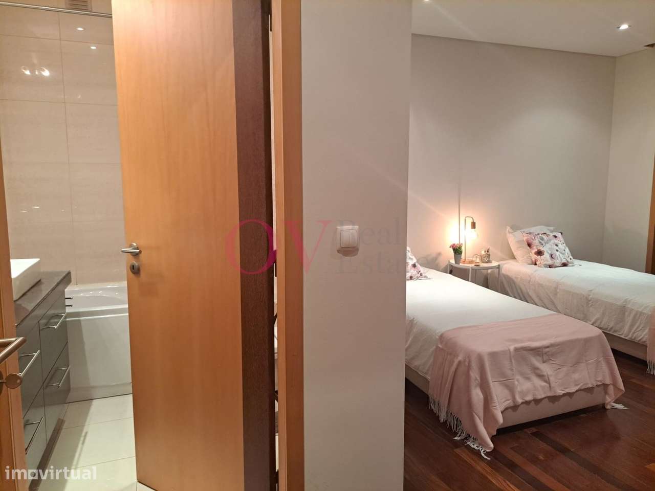 Vende-se Quintinha com moradia T4, a 2 minutos da circunvalação, junto-6