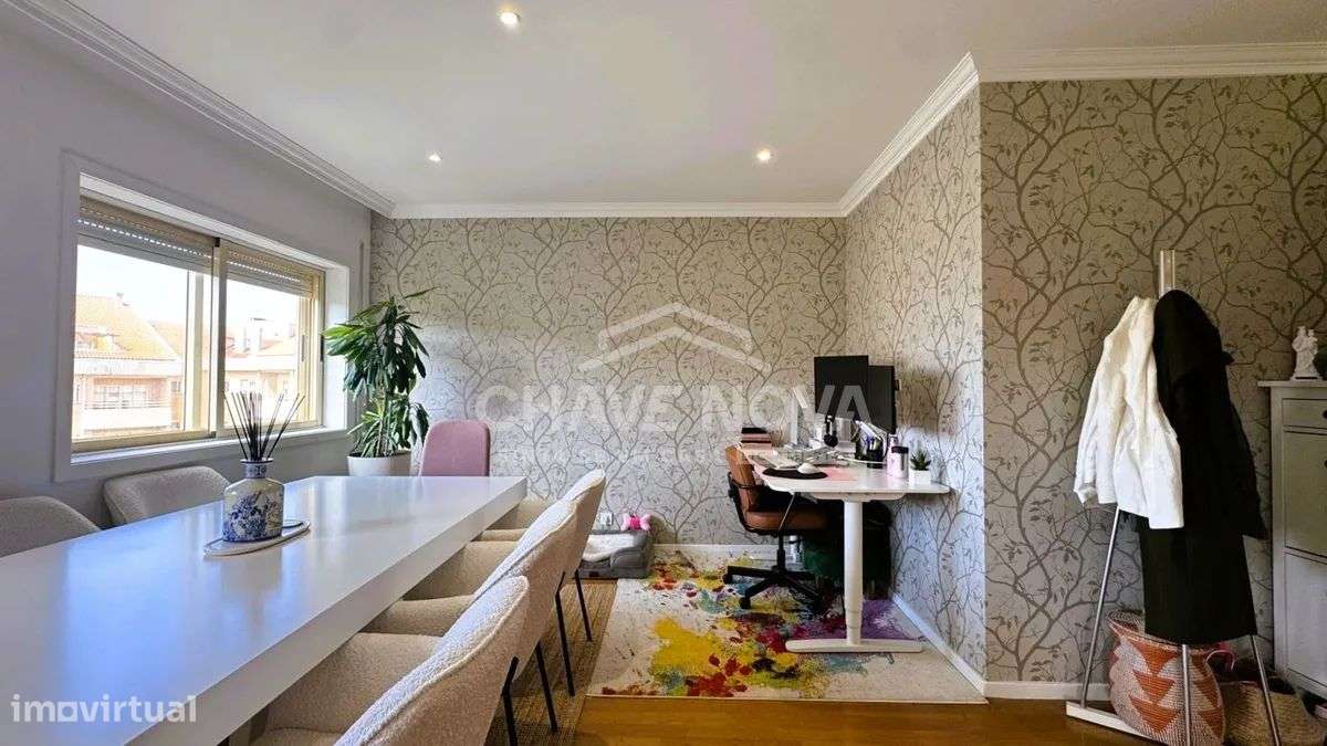 T2+1 Duplex c/ Terraço e Solário em Canidelo-3