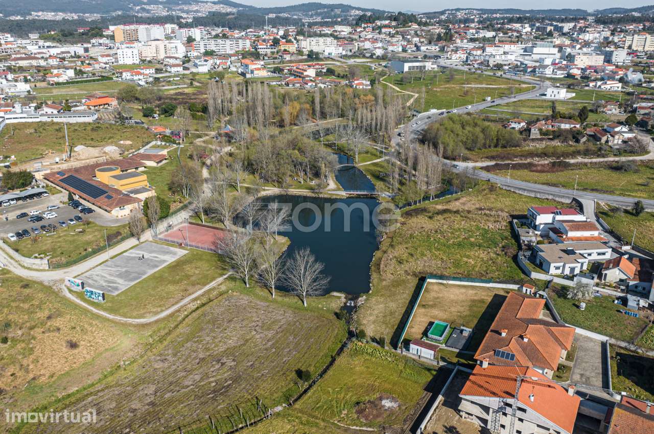 Terreno urbano, com 2200m2, Próximo ao Parque Freamunde - Grande imagem: 5/16
