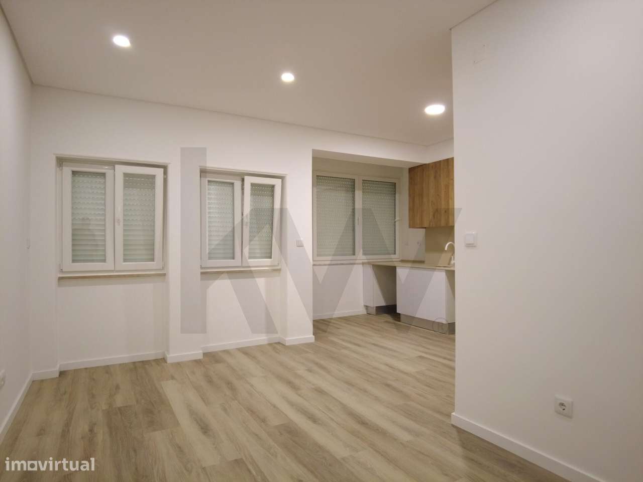 Apartamento T2, remodelado, Barreiro-10