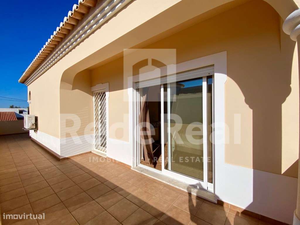 Moradia com Piscina perto da praia-24