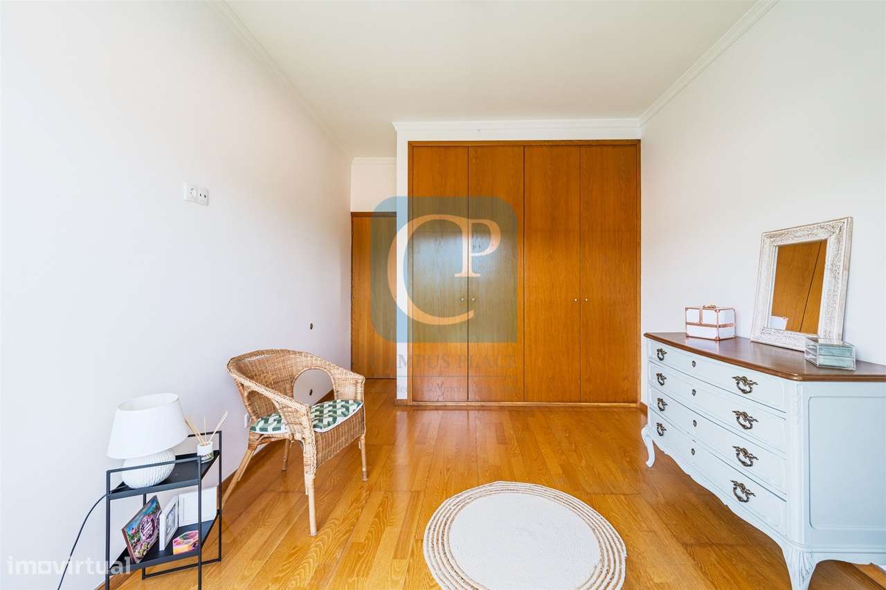 Apartamento T2 duplex no centro de Valongo-23