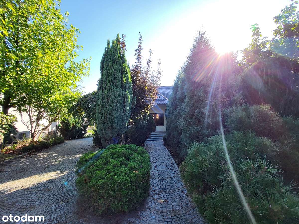 Wyjątkowy, elegancki dom dla miłośników natury-13