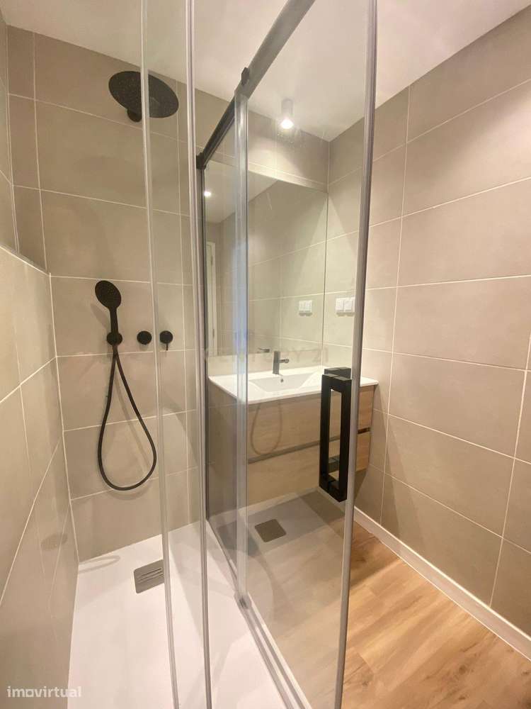 Apartamento T2 junto ao Alto dos Moinhos-19