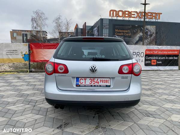 Volkswagen Passat Variant 2.0 TDI DPF 4Motion Trendline - 17