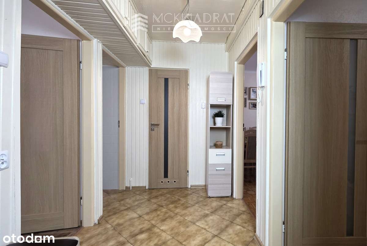 Antoniuk 3 pokoje, kuchnia - 46 m2 po remoncie-13