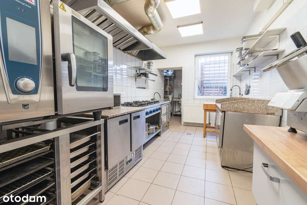 Lokal usługowy po remoncie w Tułowicach, 109 m2-7