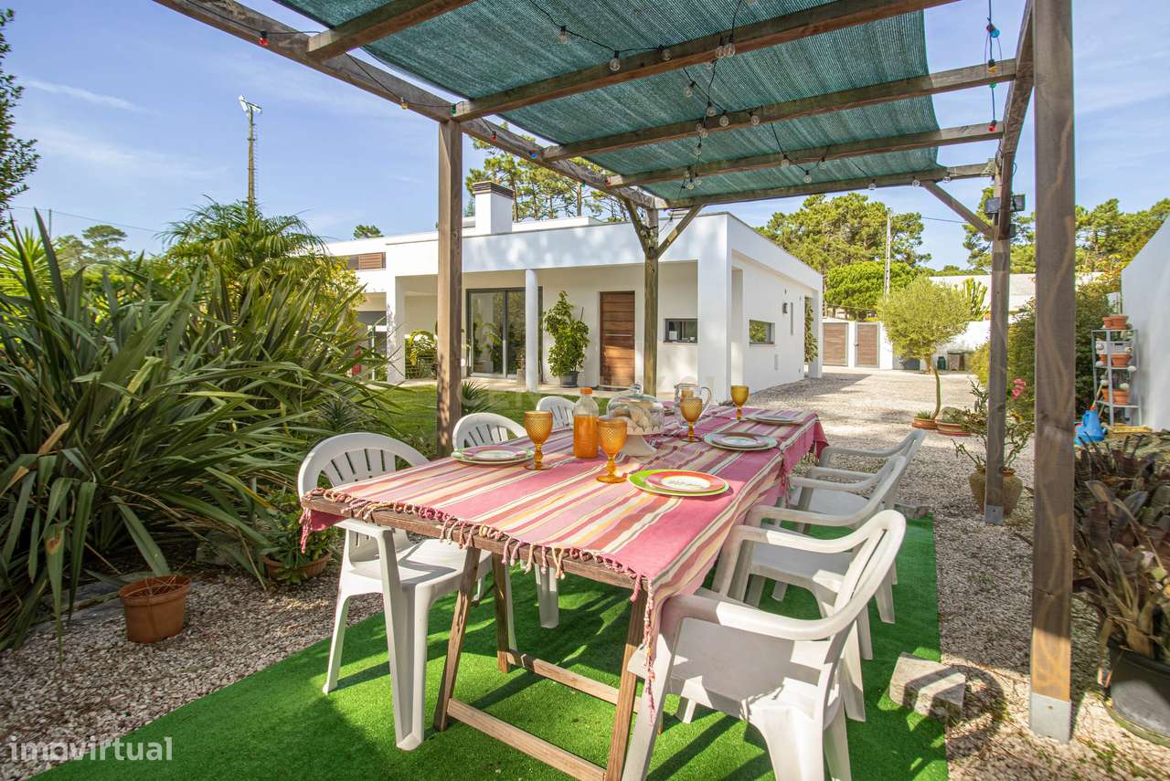 Moradia Isolada T4 291m2 em Lote de 1050 m2 em Mucifal, Colares, Sintr-6