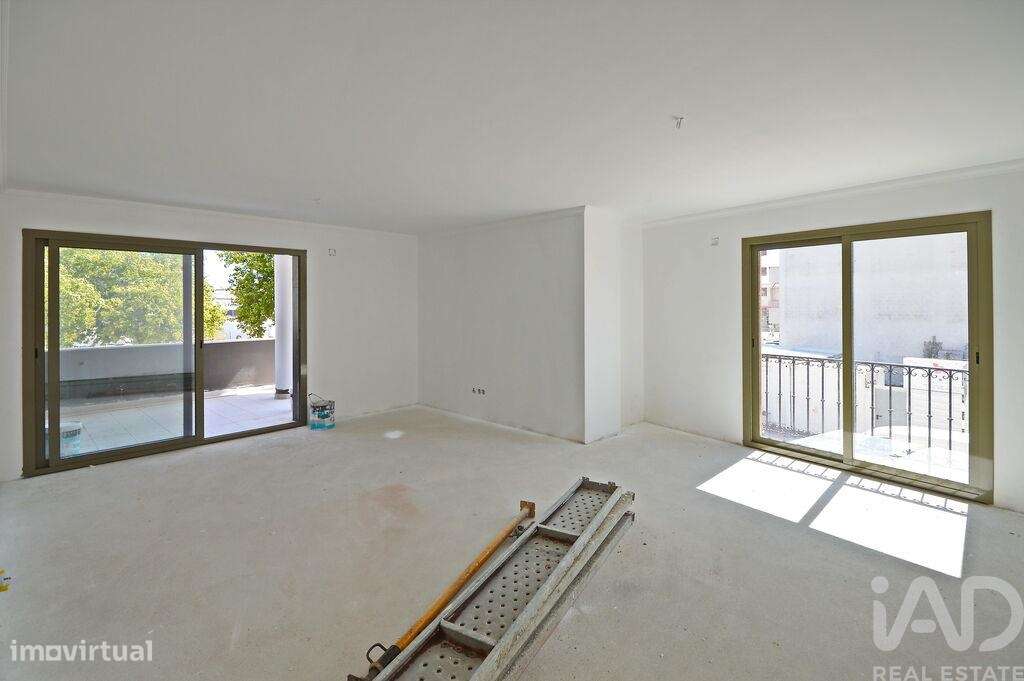 Apartamento T3 em Fernão Ferro de 140,00 m2 - Grande imagem: 4/15