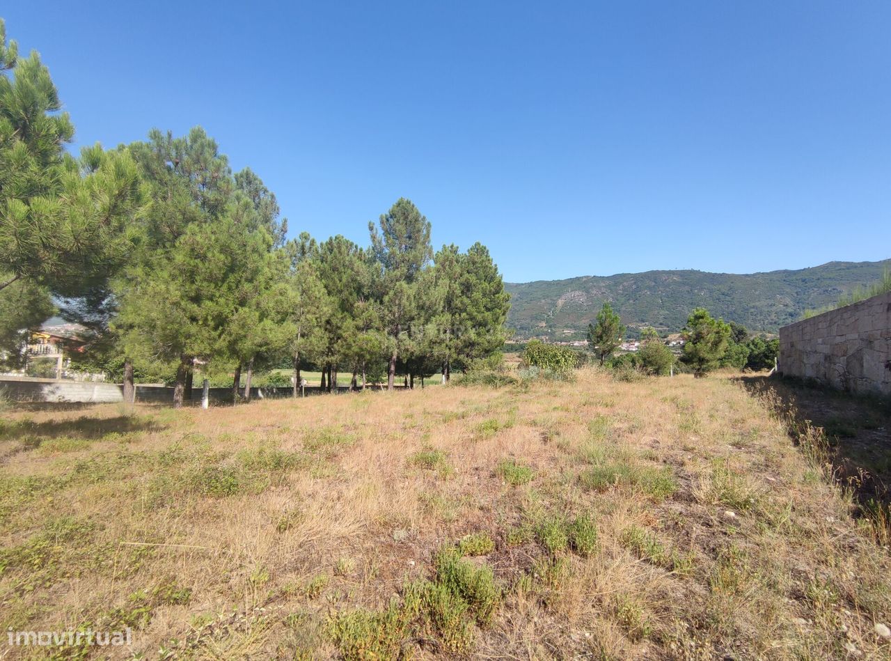 Terreno para construção a 4kms do centro da cidade de Chaves