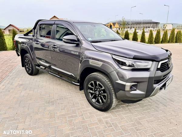 Toyota Hilux 2.8D 204CP 4x4 Double Cab AT Invincible Color Edition - 3