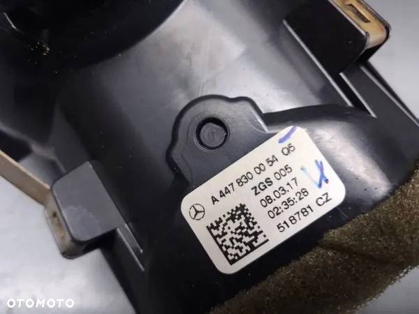 Kratka Nawiewu Konsoli A4478300054 Mercedes Vito W447 - 3