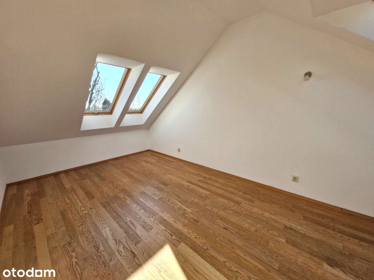 Zielonki bliźniak z ogrodem, 5pok 184m2 DO SPRZEDANIA-10