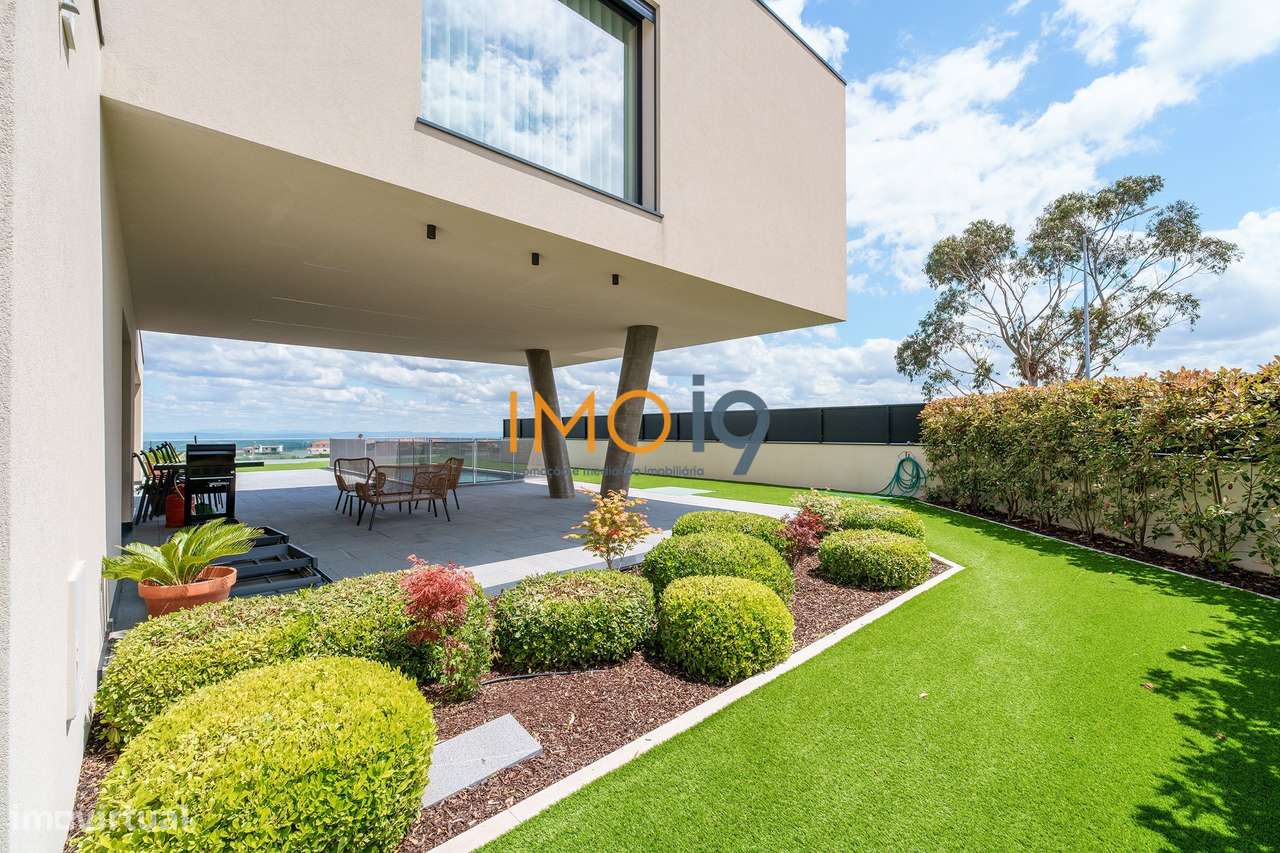 Moradia T3 de Luxo com Vista Panorâmica para os Castelos de Ourém –...-6