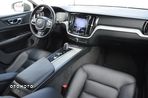 Volvo V60 Cross Country B4 D AWD Geartronic Pro - 23