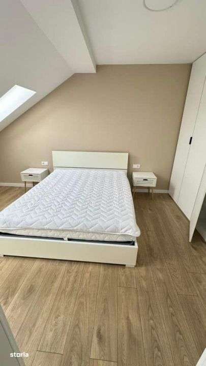 Apartament cu 3 camere la Mansarda in Floresti-0