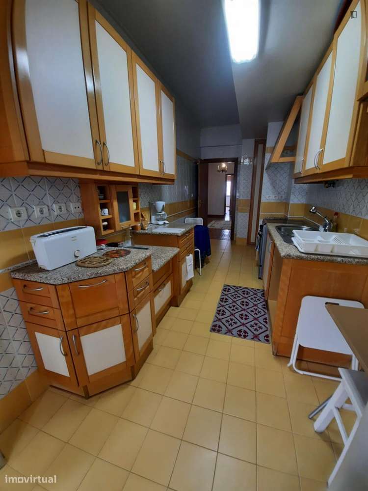 Quarto - localizado em Arroios Lisbon - Grande imagem: 5/12