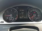 Volkswagen Passat 2.0 TDI DPF BlueMot Comfortline - 13