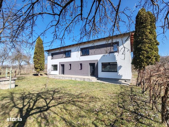 Duplex cu teren generos la 30 km Cluj-Napoca-0