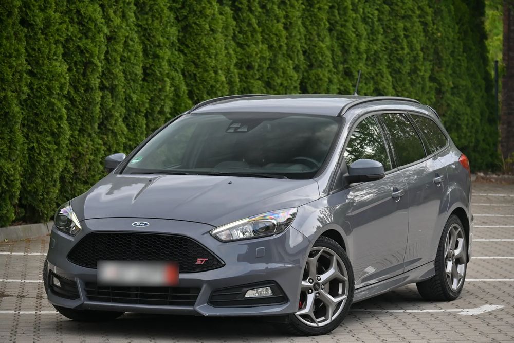 Ford Focus Mk3 2.0 TDCi ST-2 PowerShift 2017