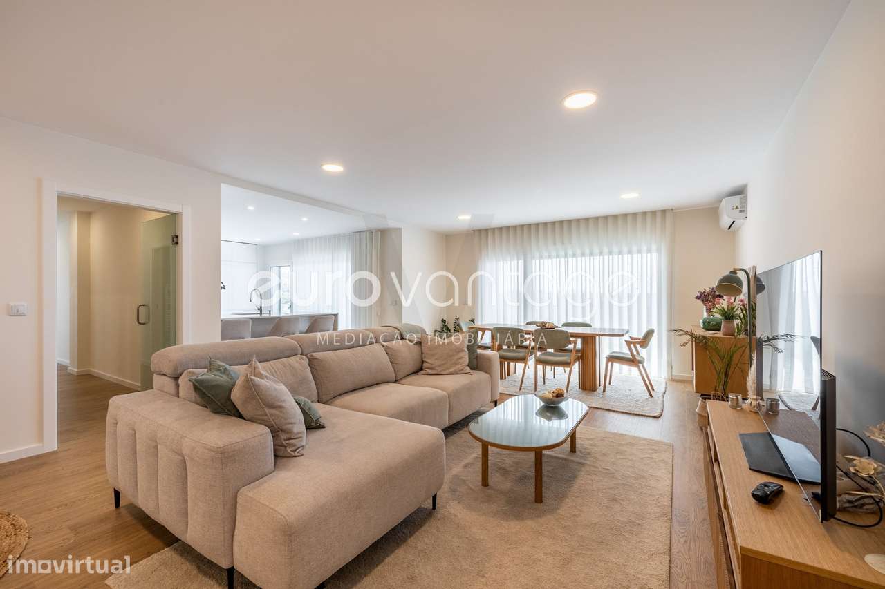 Apartamento T3 de Excelentes áreas-6