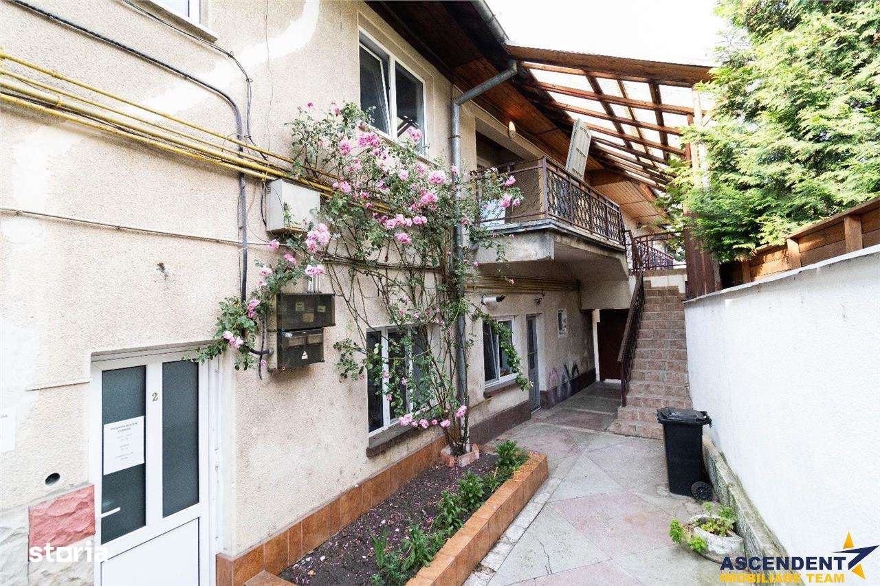 Apartament in vila,3 camere,90 mp utili,zona de case,acces separat,Bra - Imagine principală: 1/8