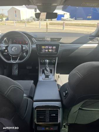 Skoda Superb 2.0 TSI DSG Style - 11