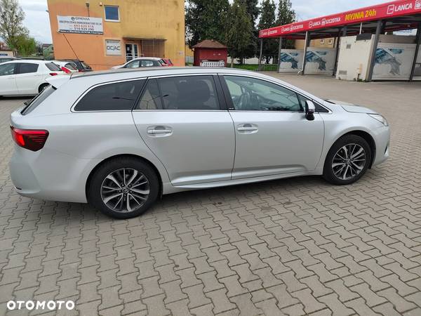 Toyota Avensis Touring Sports 1.8 Multidrive S Edition S+ - 7