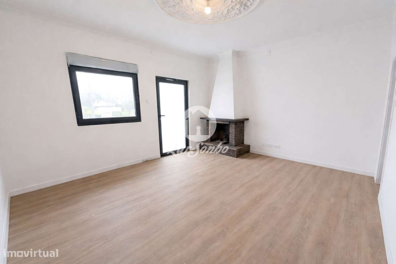 Apartamento T2+1 com logradouro - Grande imagem: 2/28