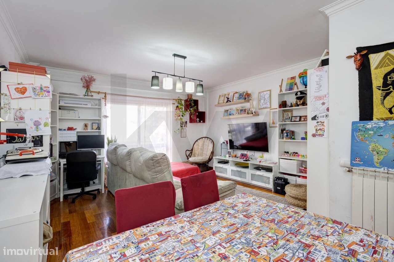 Apartamento T2 em Odivelas com Terraço-8