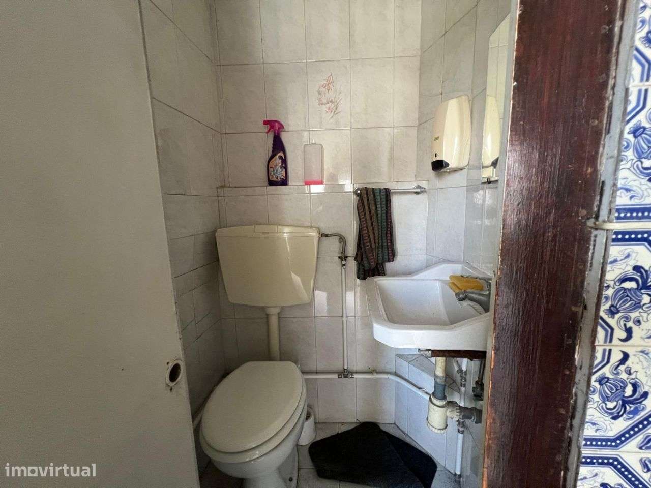 Vende-se moradia V3 na Amadora-14