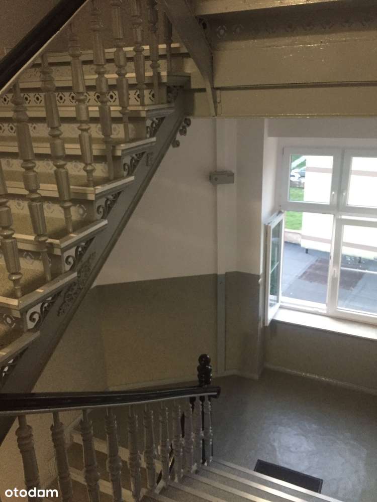 35 m2, wysoki standard, kamienica po remoncie- betonowe stropy!-15