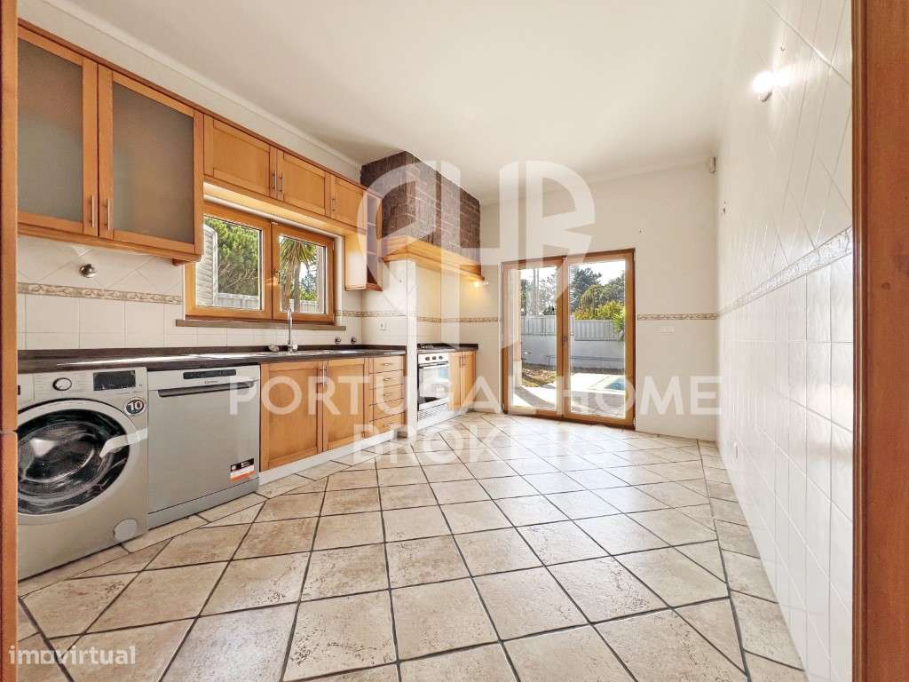 Moradia Isolada V3+2 com Piscina nas Sesimbra - Caixas - Grande imagem: 5/60