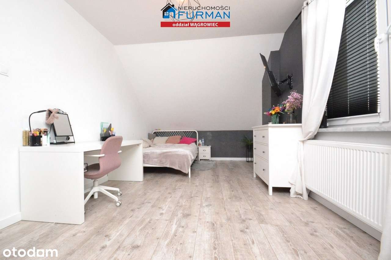 Zadbany dom na sprzedaż, 6 pokoi-12