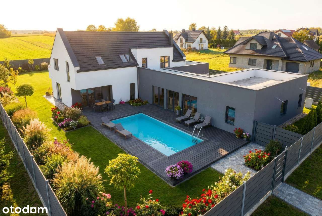 Nowoczesny Dom 368m2 Z Basenem, Garaże Na 4 Auta, 20 Arów, 6min Od S7 - Pełny obrazek: 5/7