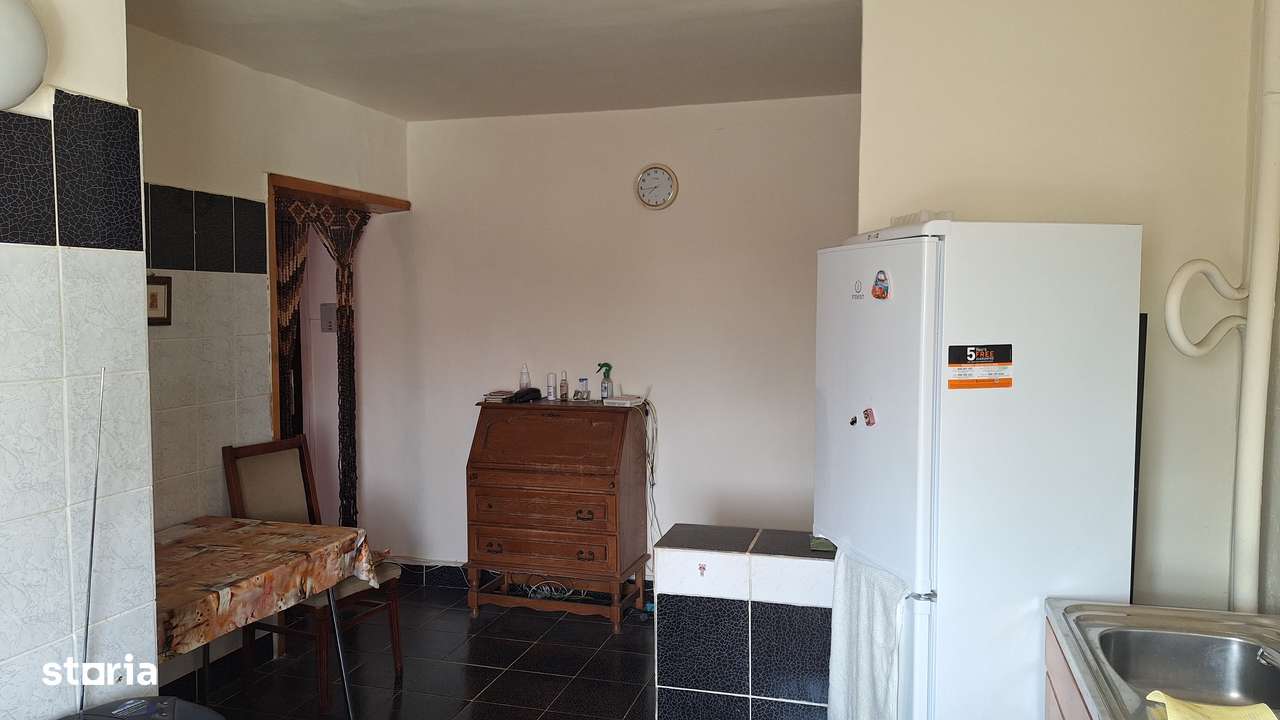 Apartament etajul 1 Micalaca,  75mp-4