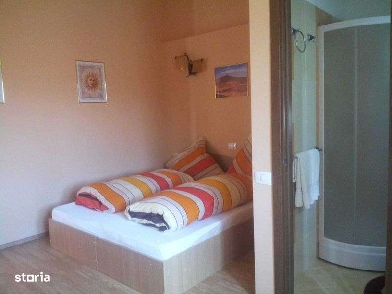 Vila 7 camere ghimbav - Imagine principală: 4/8