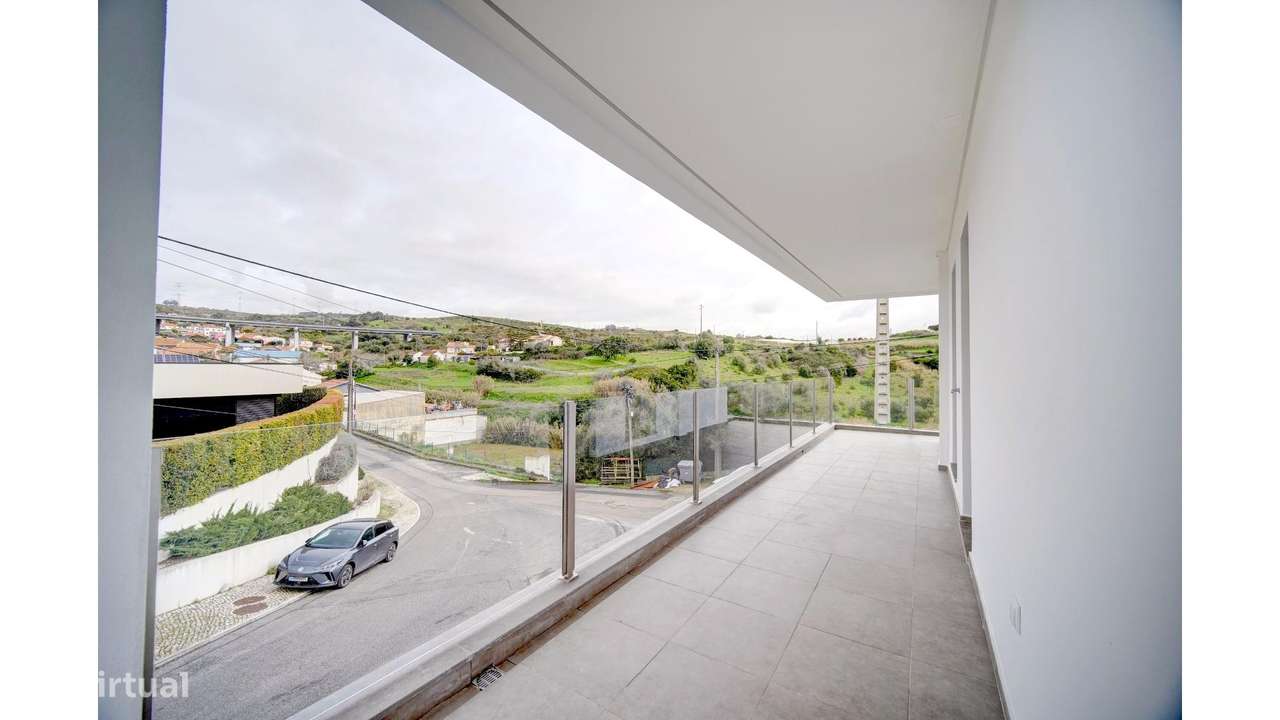 Moradia Isolada T4 na Murteira-15