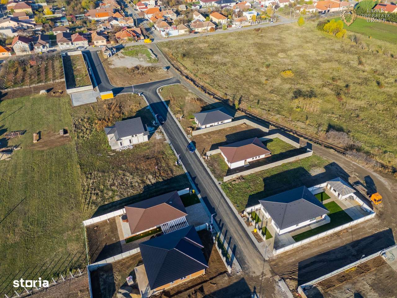 Casa de vanzare 3 camere Bujac-11