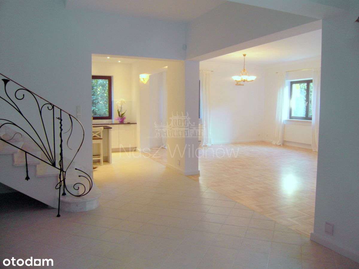 Klasyczny elegancki dom z pięknym ogrodem - Pełny obrazek: 5/15