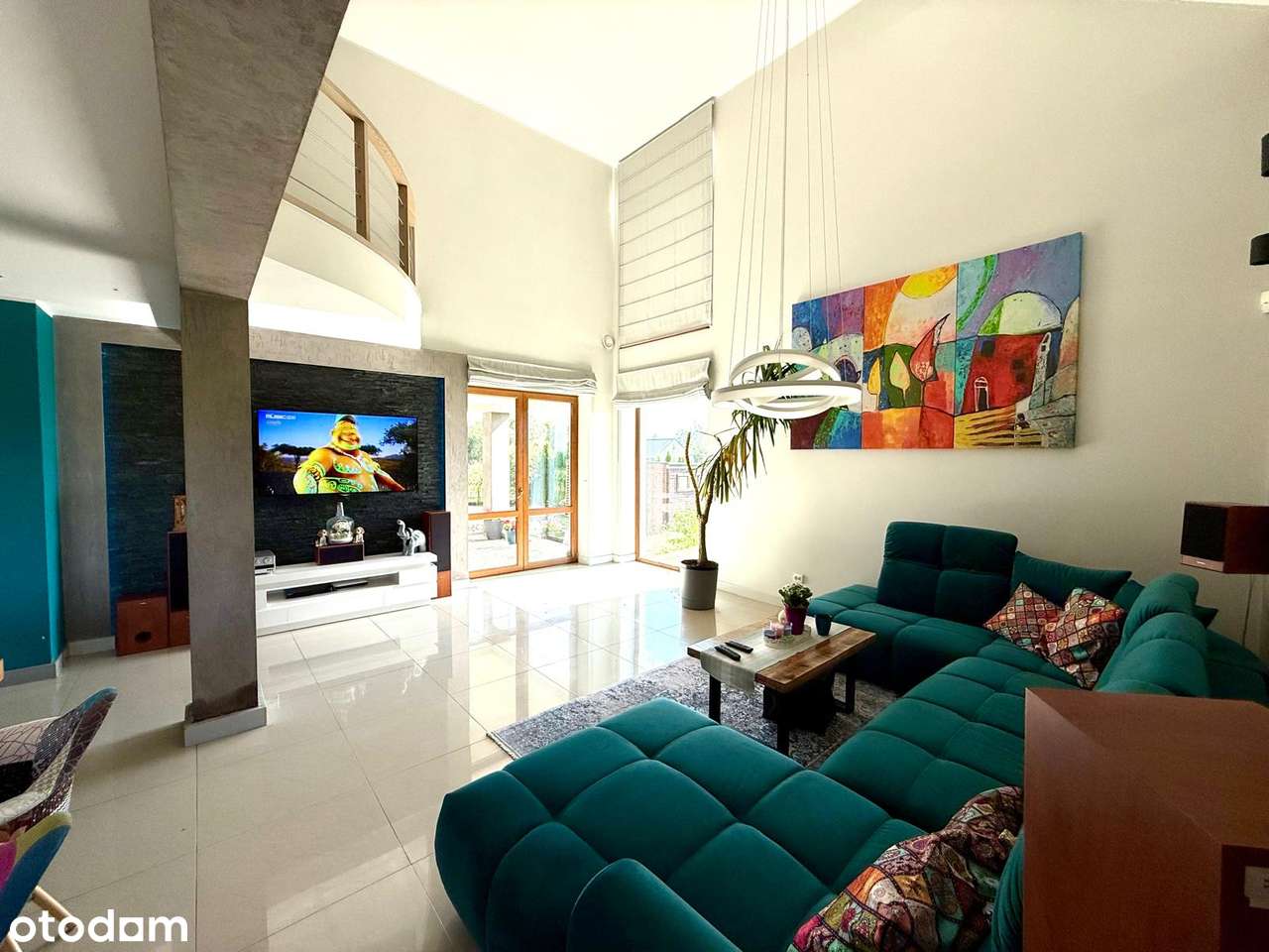 Duży dom do zamieszkania w Komarnie. Polecam-5