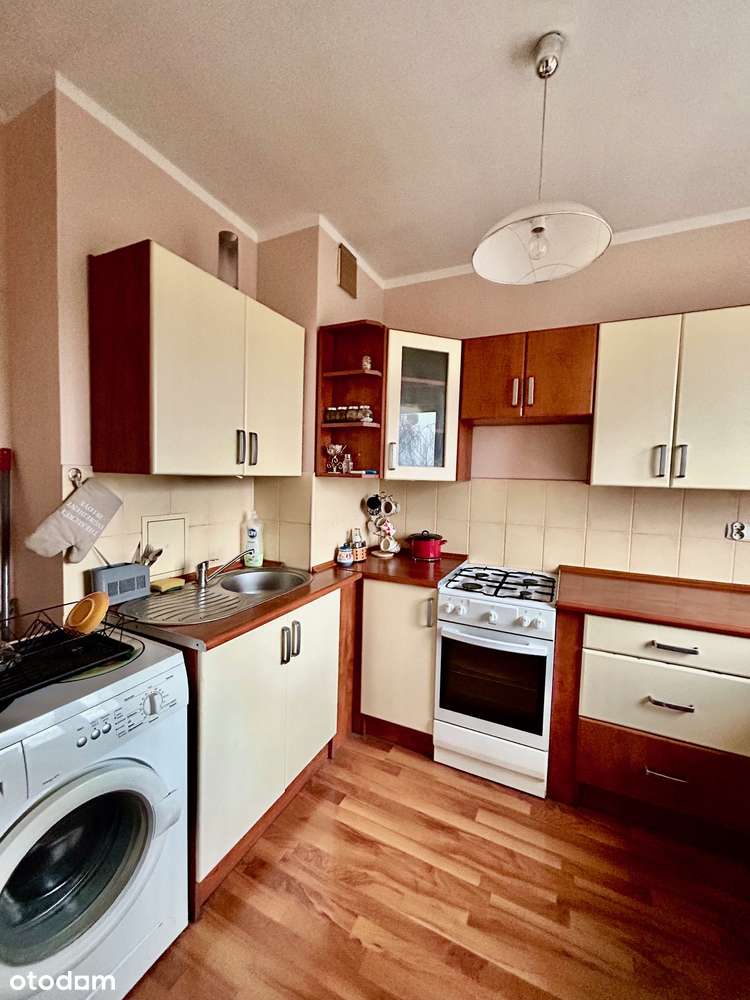 Polecam kawalerkę na 2 piętrze przy ulicy Armii Krajowej-3