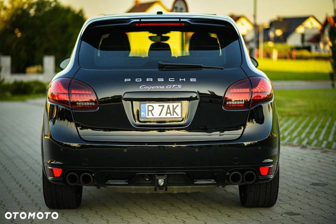 Porsche Cayenne GTS - 19