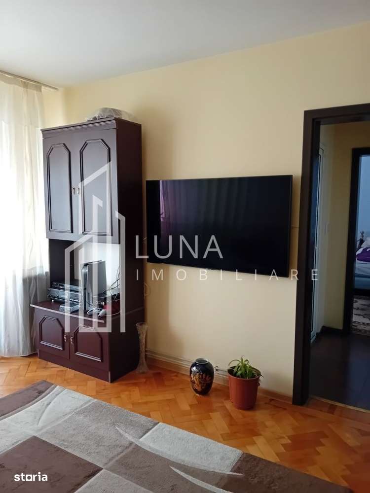 Apartament 2 camere, semidecomandat, mobilat și utilat gata de mutare-0