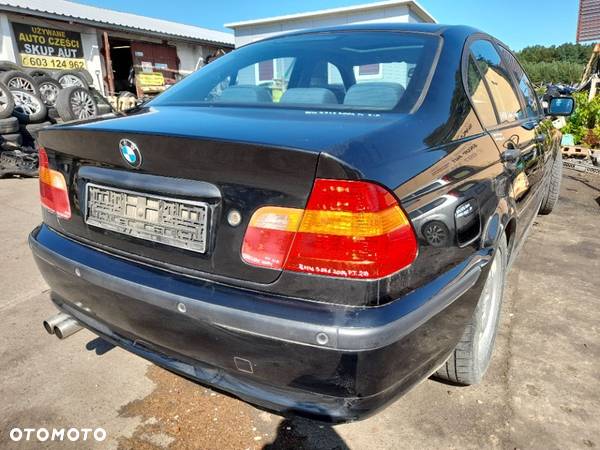 BMW 3 E46 2004 r LIFT LIMUZYNA TYLNA LAMPA PRAWA LEWA W  BŁOTNIK WYSYŁKA - 1